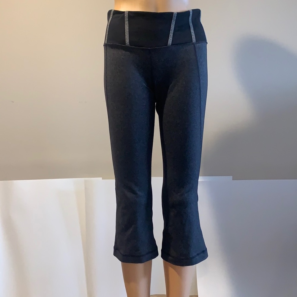 Lululemon crops